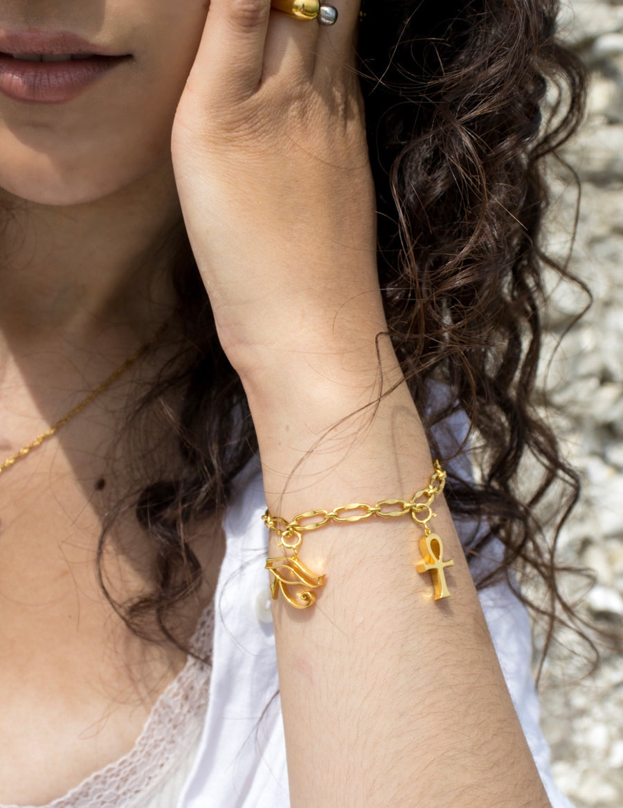 KIRO Bracelet with charms