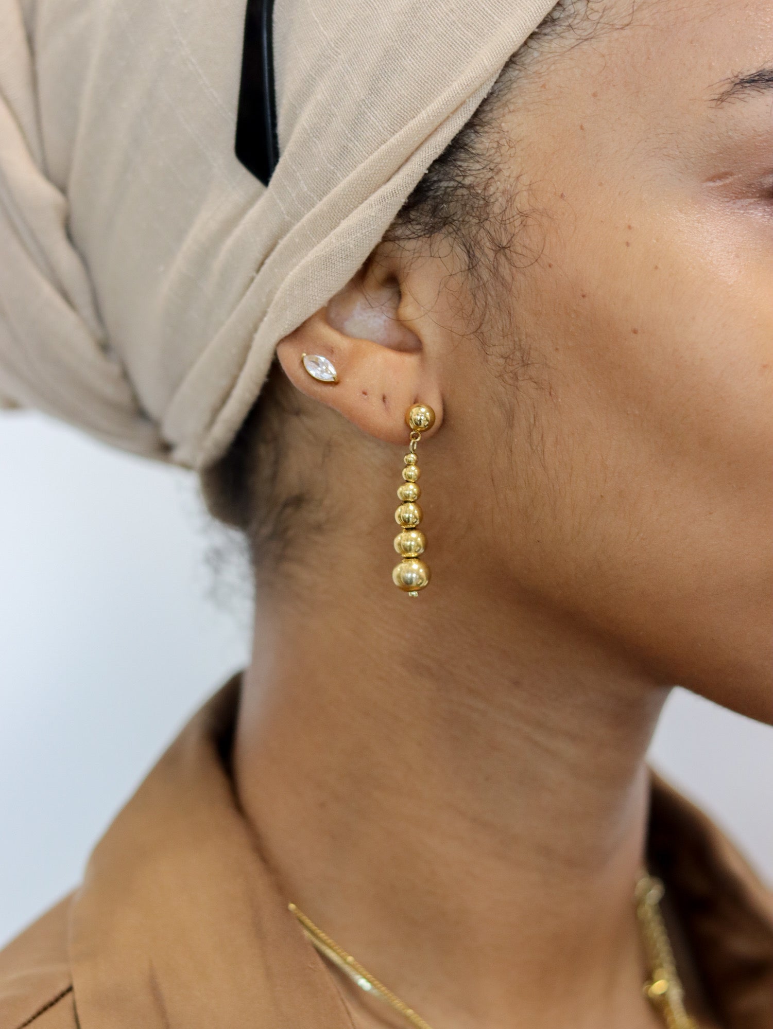 Gold Drops Earrings - KIRO UK