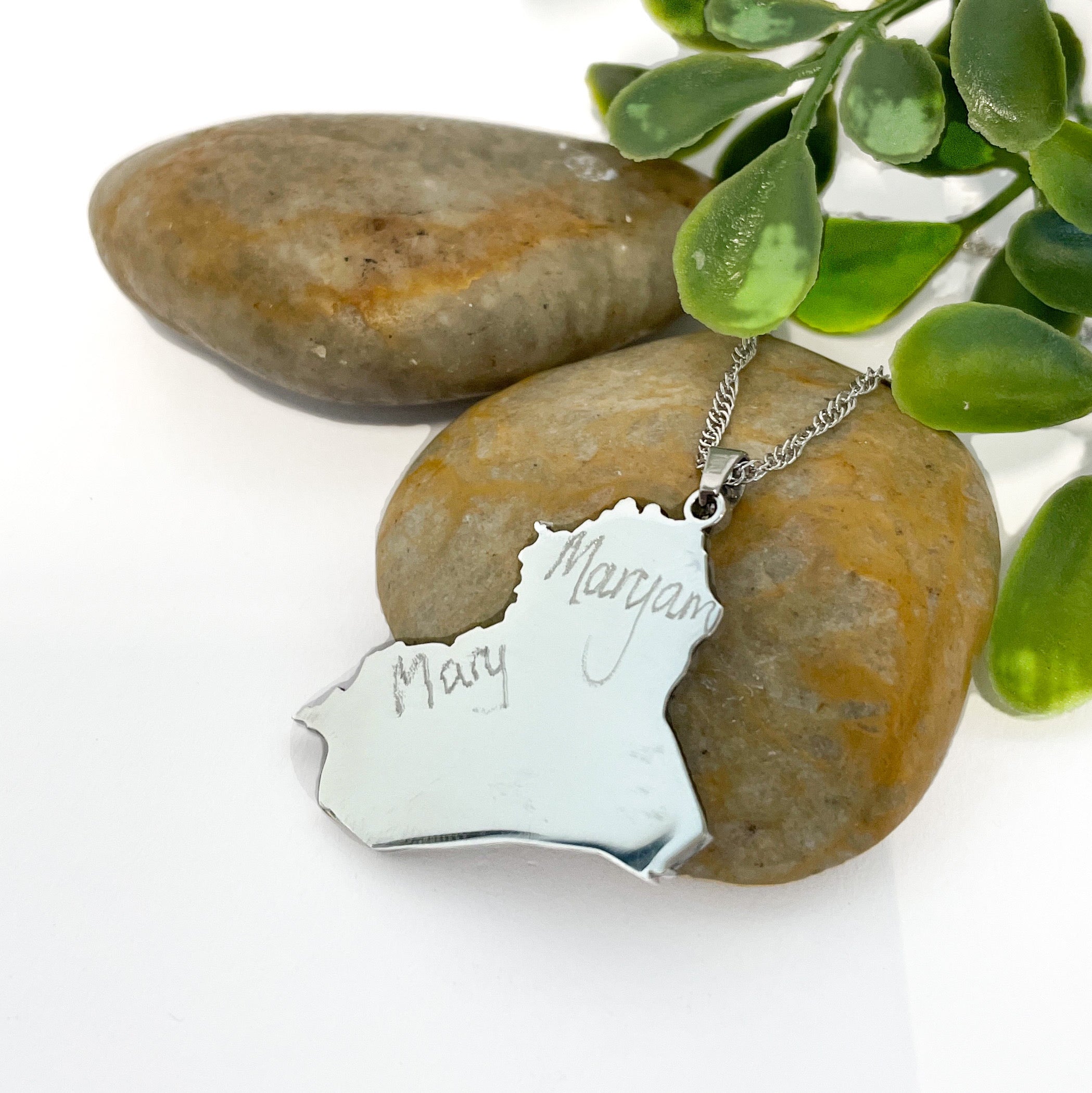 Iraq Country Necklace - KIRO UK